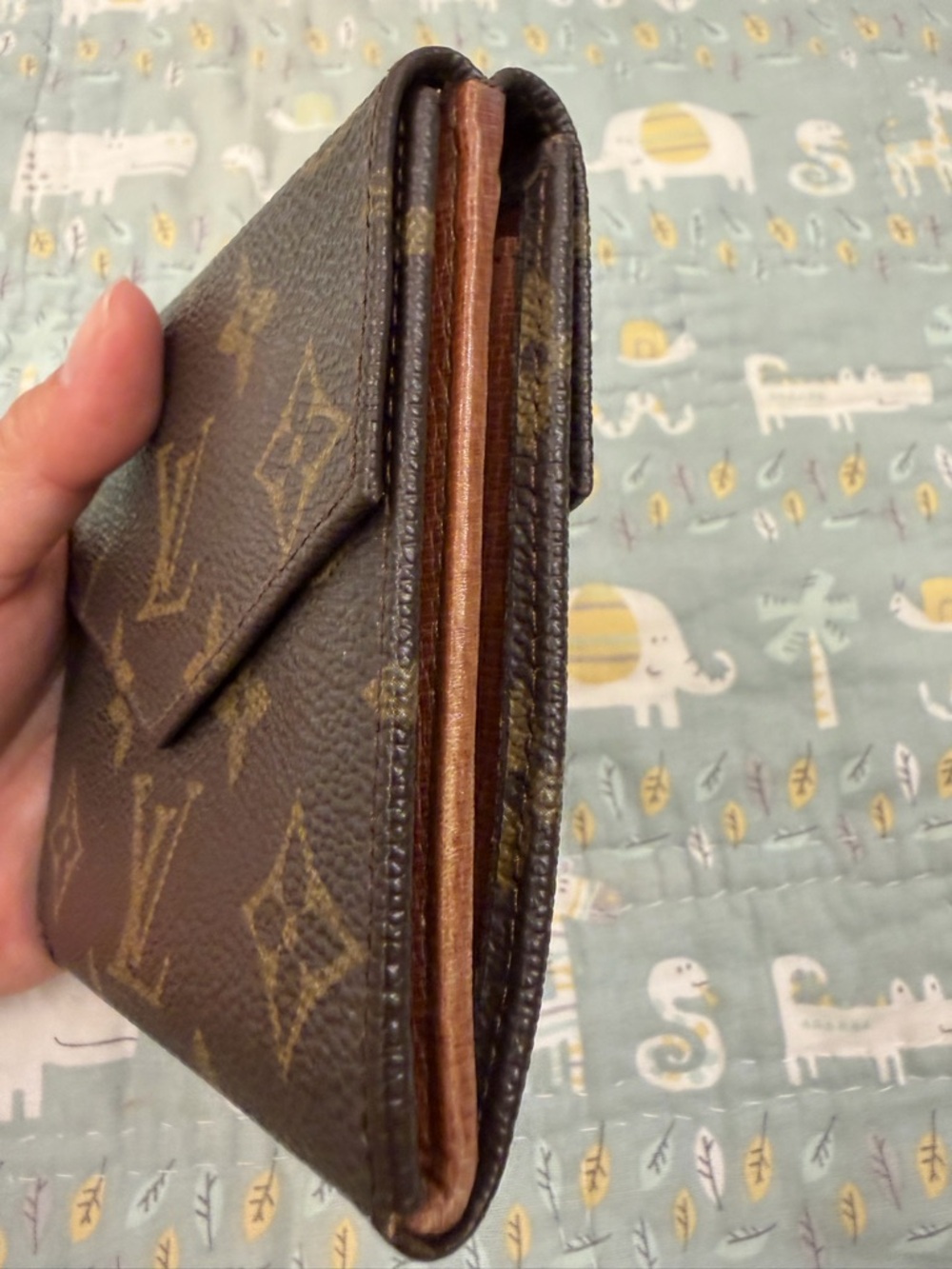 Louis Vuitton Vintage Compact Wallet (PRICE FIRM) - Picture 14 of 14